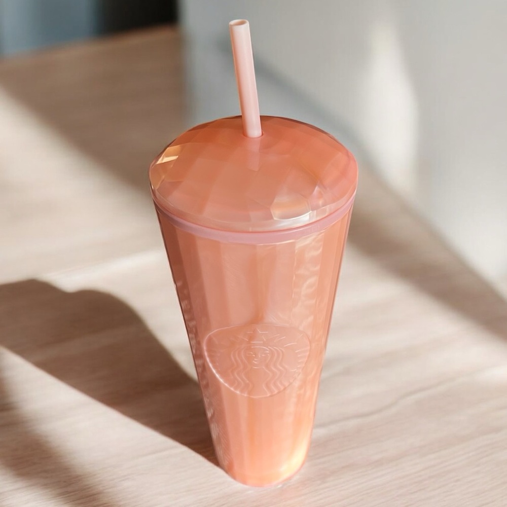 NWT~ Starbucks Summer 2021
Peach Pink Marble 24 oz